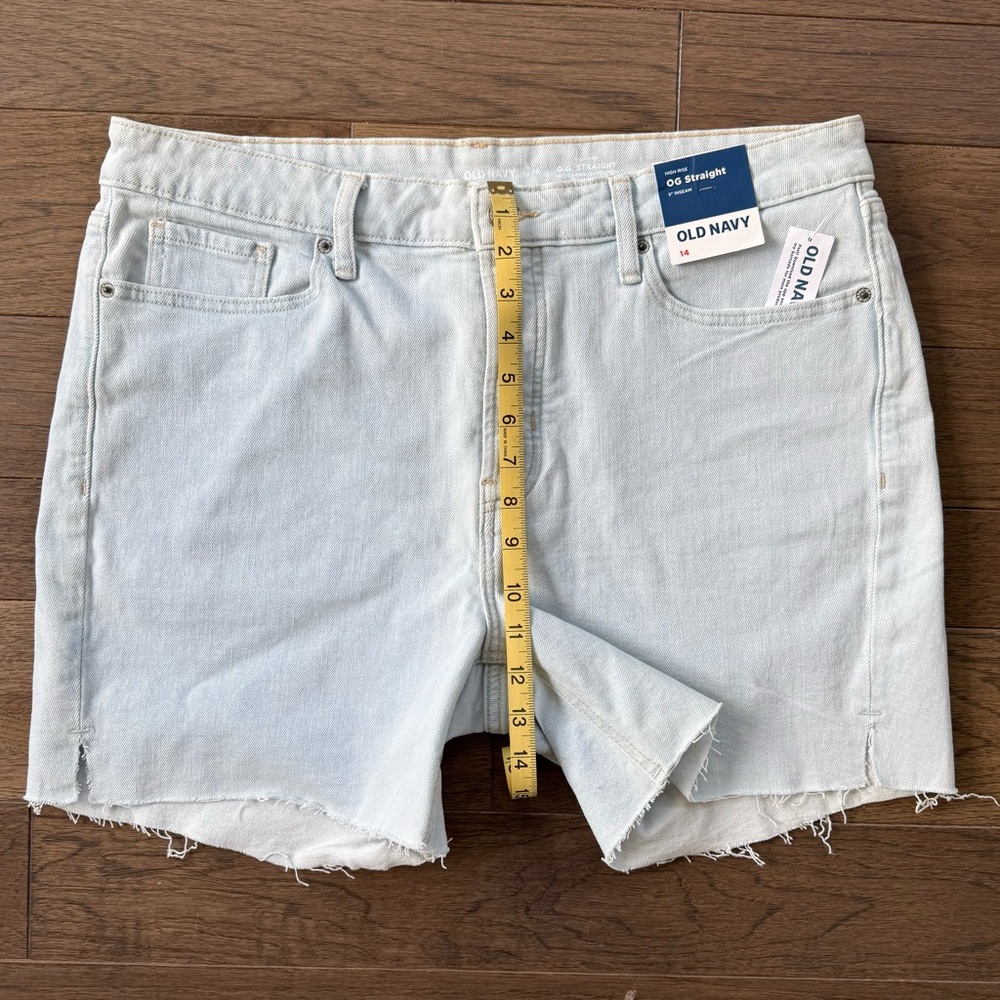 Old Navy Women's Denim High-Rise Button-Fly OG Straight Cut-Off Shorts Size 14 - Picture 7 of 12